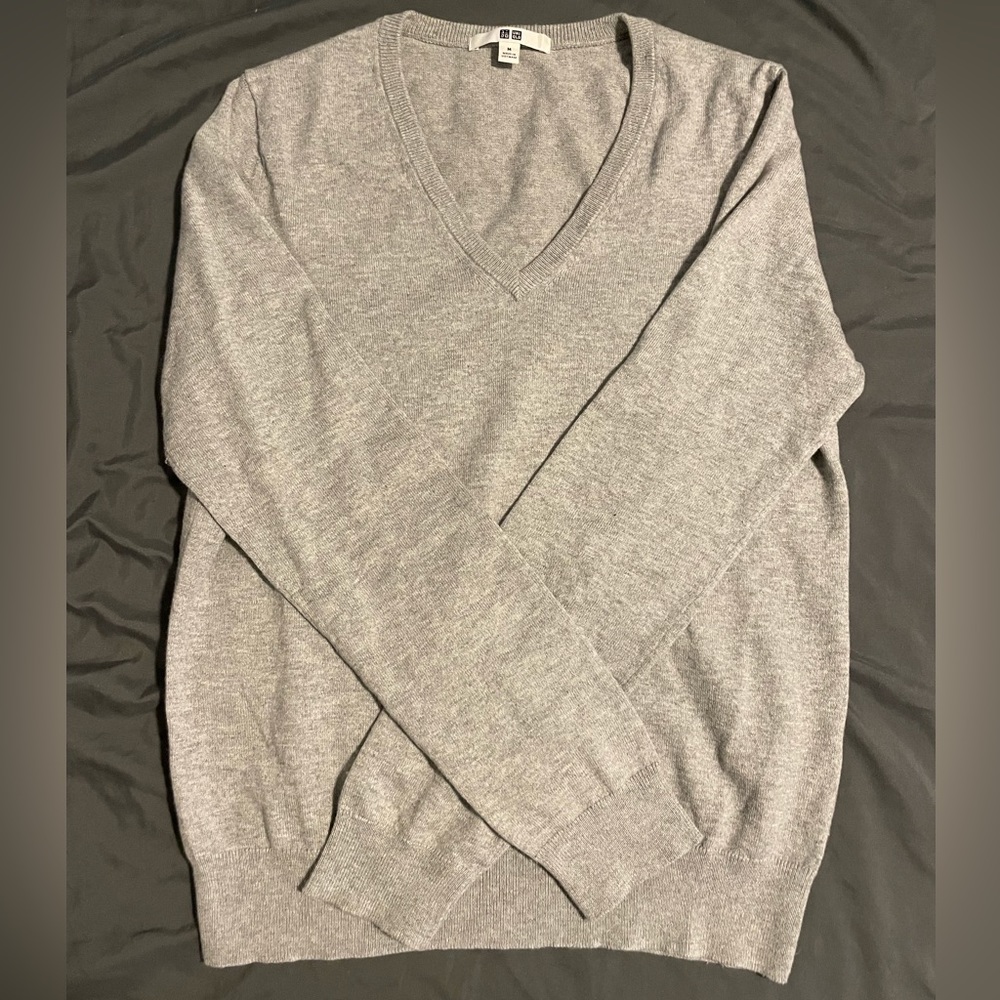 UNIQLO Women’s Sweater | Light Grey | Size Medium | Cashmere blend